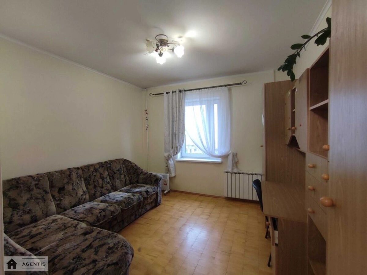 Apartment for rent 3 rooms, 75 m², 12th fl./20 floors. 3, Larysy Rudenko vul., Kyiv. 