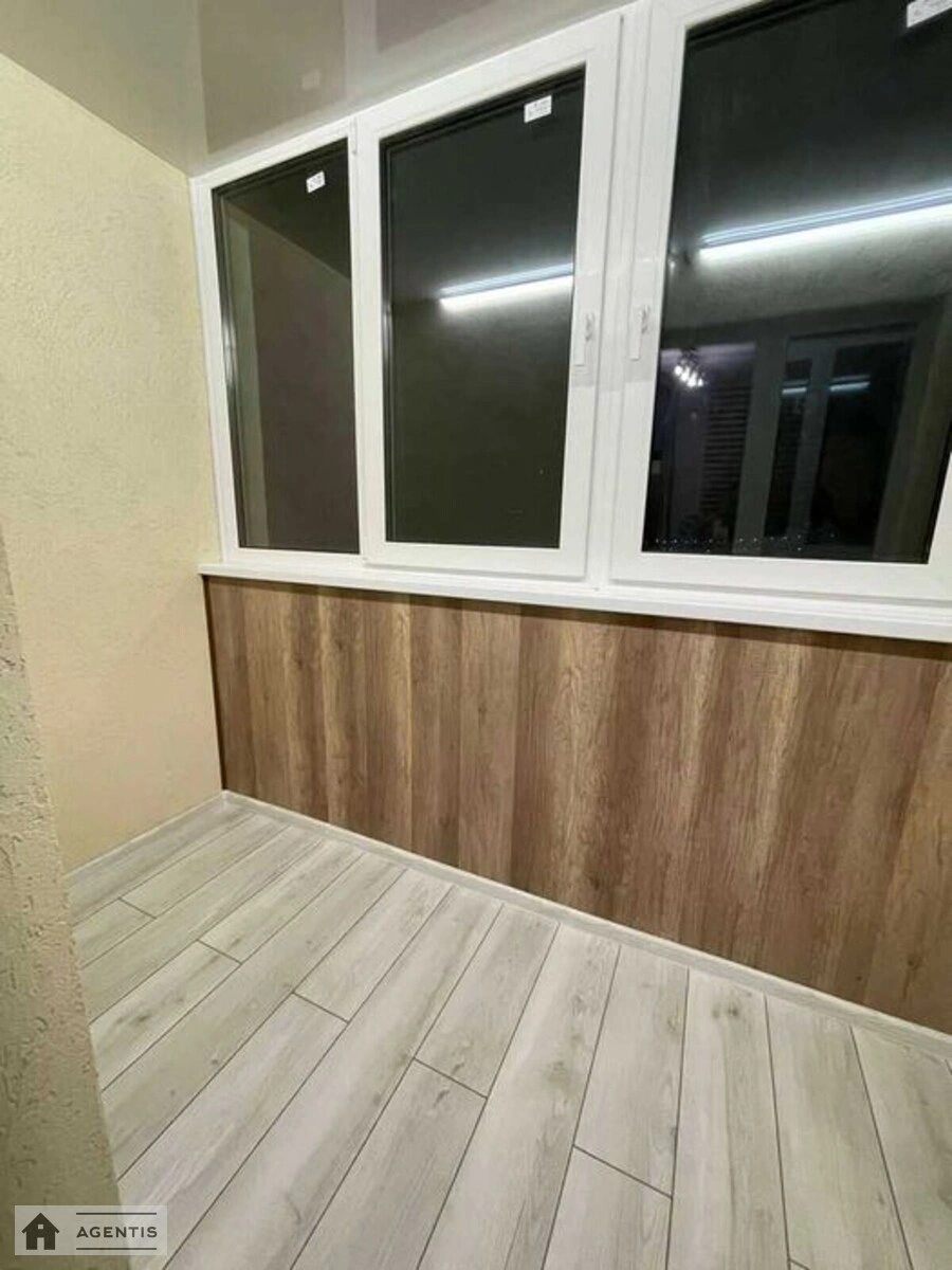 Здам квартиру 1 кімната, 45 m², 18 пов./25 поверхів. Моторний, Київ. 