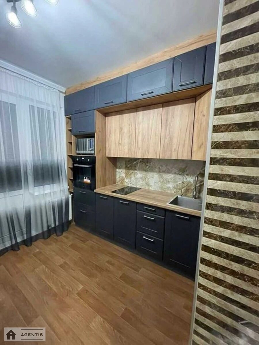 Здам квартиру 1 кімната, 45 m², 18 пов./25 поверхів. Моторний, Київ. 