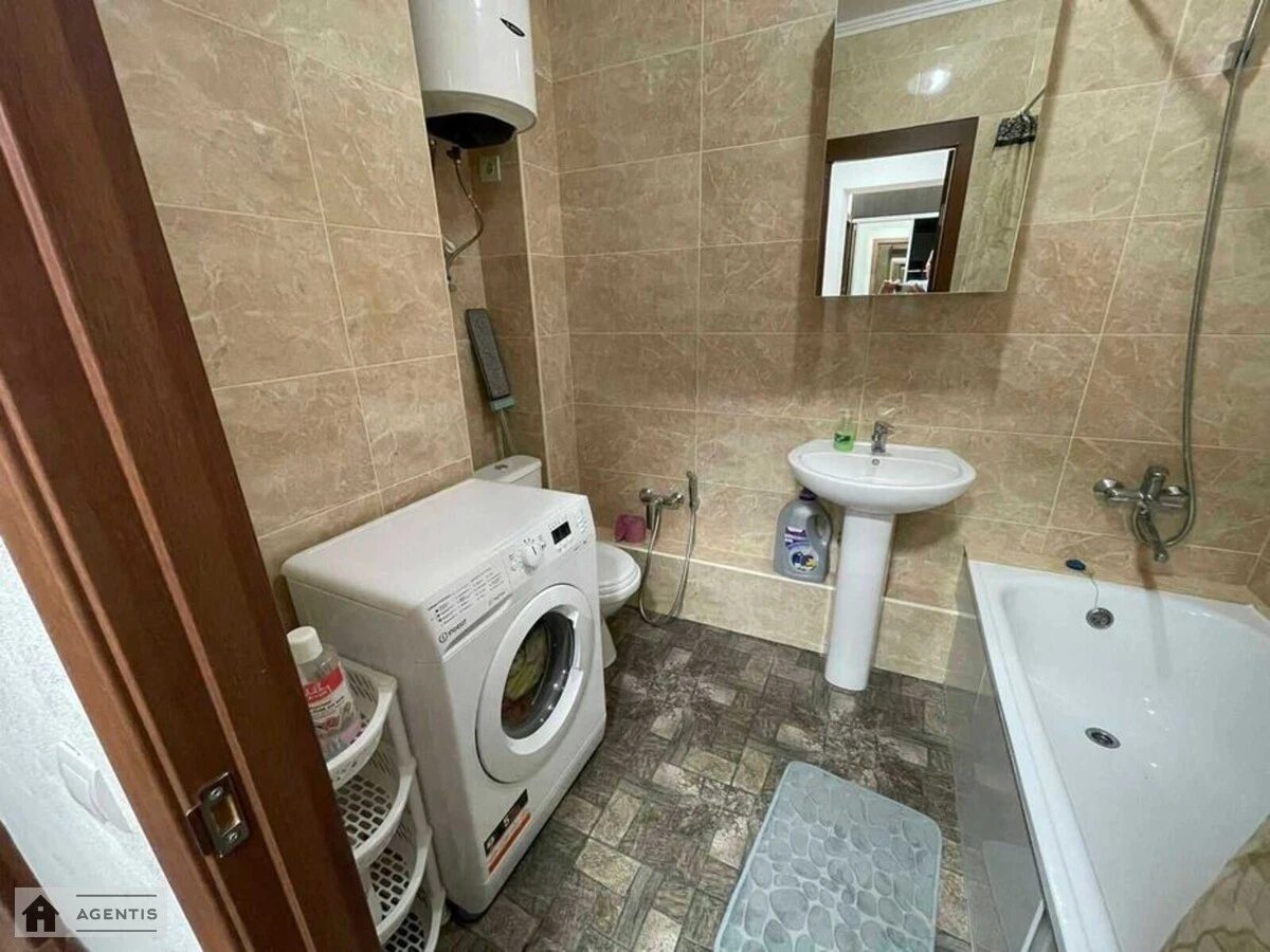 Здам квартиру 1 кімната, 45 m², 18 пов./25 поверхів. Моторний, Київ. 