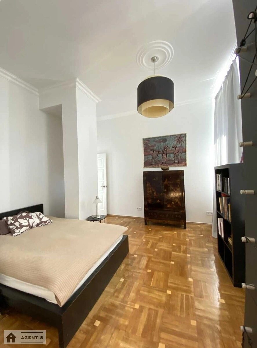 Apartment for rent 3 rooms, 130 m², 2nd fl./7 floors. 74, Olesya Honchara vul., Kyiv. 