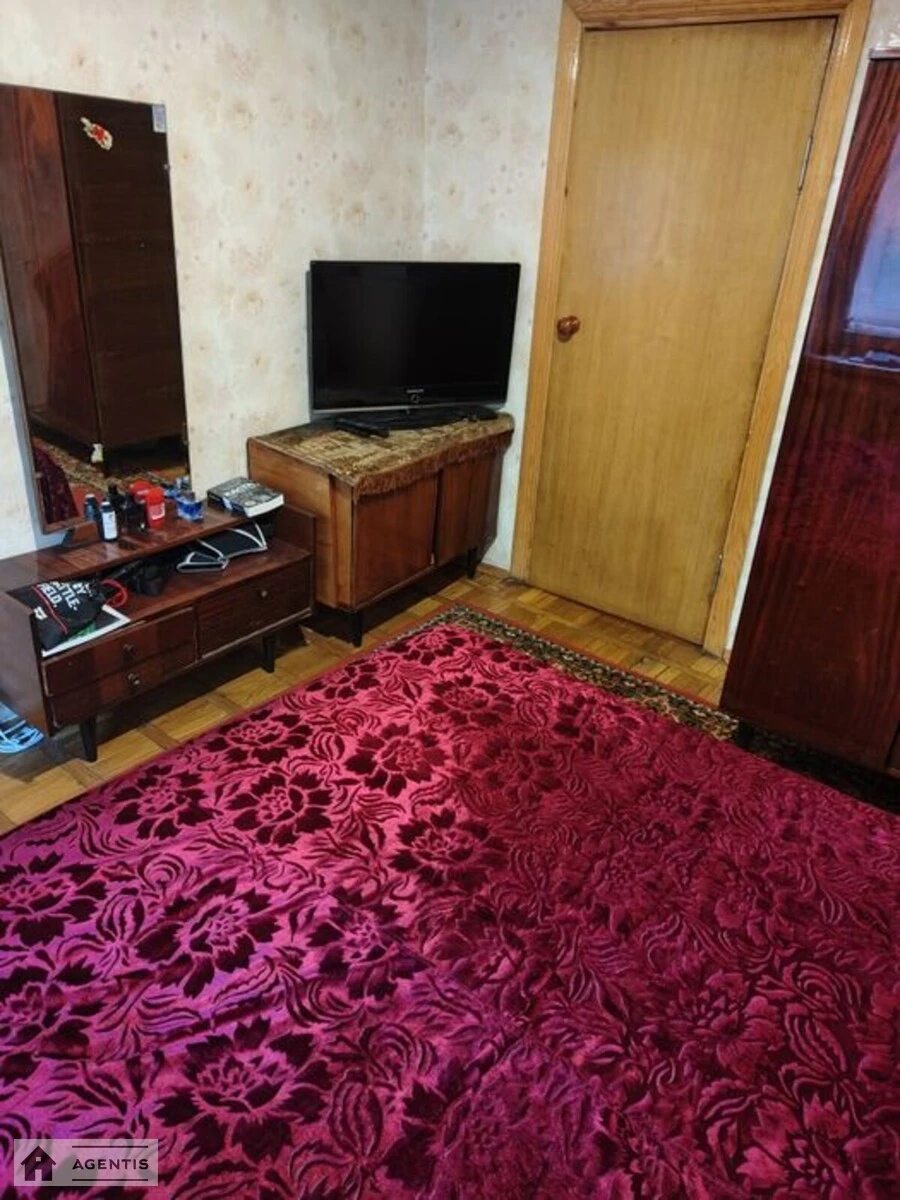 Здам квартиру 2 кімнати, 51 m², 1 пов./9 поверхів. 7, Преображенська вул. (Івана Клименка), Київ. 