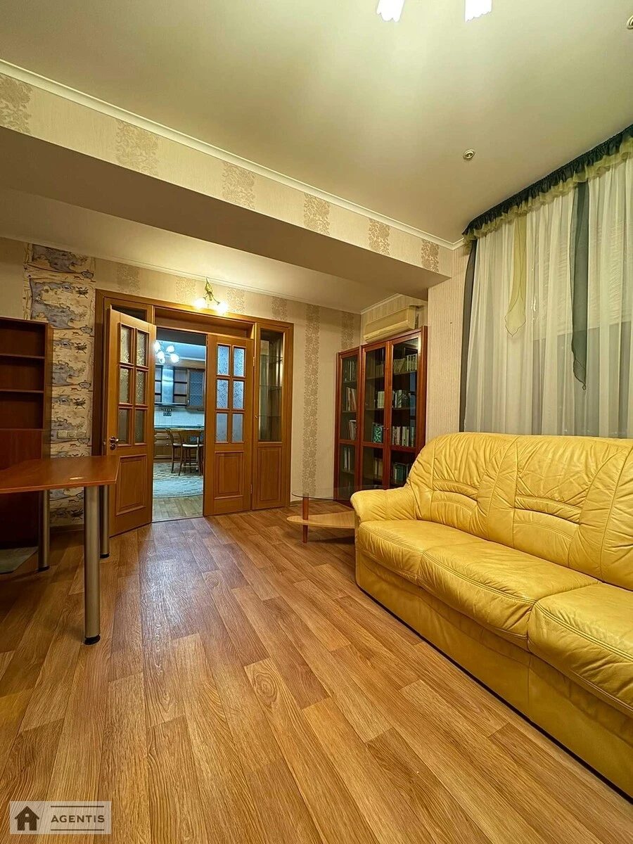 Apartment for rent 4 rooms, 128 m², 6th fl./16 floors. 22, Volodymyra Ivasyuka prosp. Heroyiv Stalinhrada, Kyiv. 