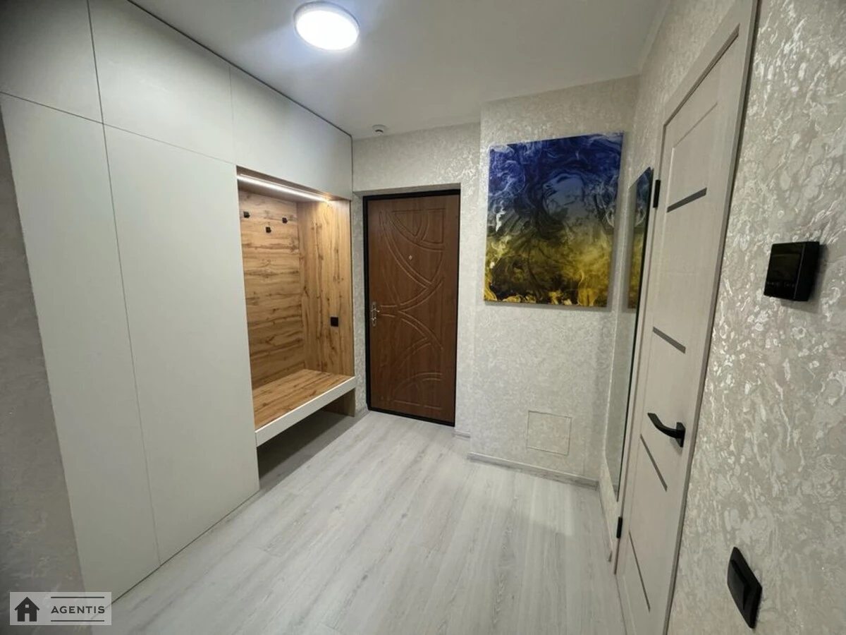 Сдам квартиру 1 комната, 40 m², 16 эт./25 этажей. Приміська вул., Киев. 