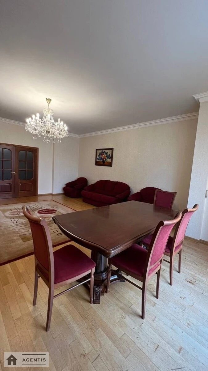 Сдам квартиру 4 комнаты, 180 m², 7 эт./20 этажей. Євгена Коновальця вул. (Щорса)32а, Киев. 