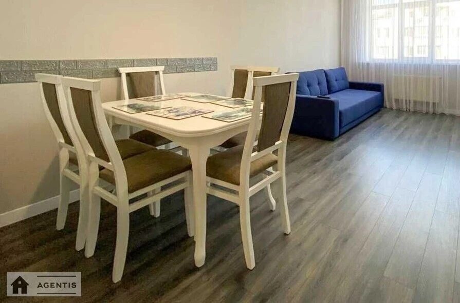 Сдам квартиру 3 комнаты, 68 m², 22 эт./25 этажей. 3, Олени Пчілки вул., Киев. 