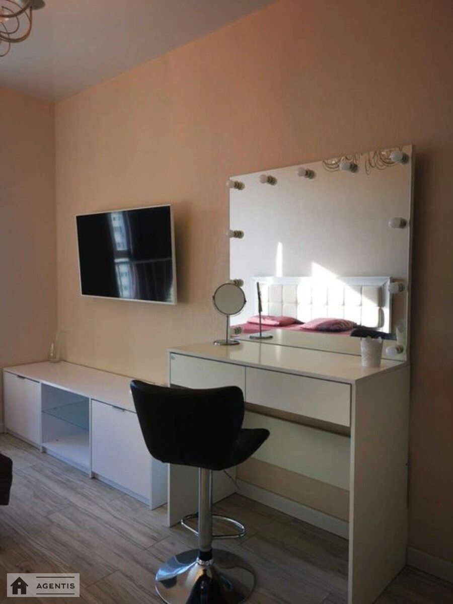 Apartment for rent 1 room, 52 m², 20th fl./25 floors. 2, Dragomanova 2, Kyiv. 