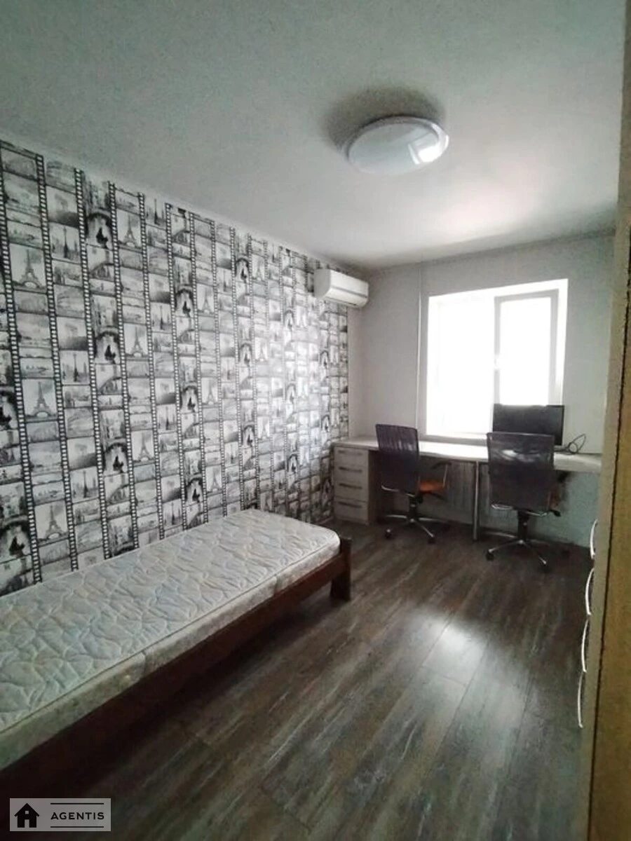 Apartment for rent 2 rooms, 52 m², 5th fl./10 floors. 12, Vyshnyakivska 12, Kyiv. 