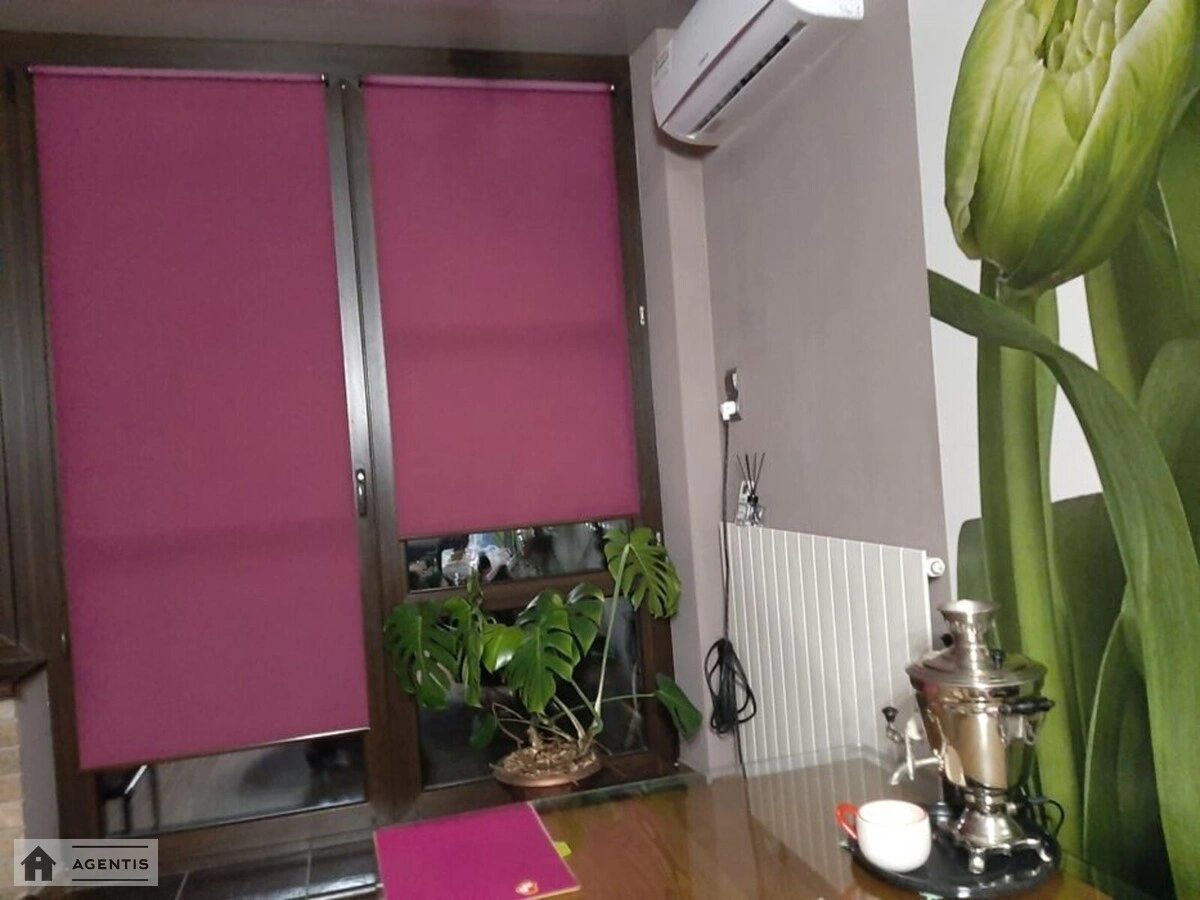 Apartment for rent 1 room, 67 m², 3rd fl./25 floors. 35, Gercena 35, Kyiv. 