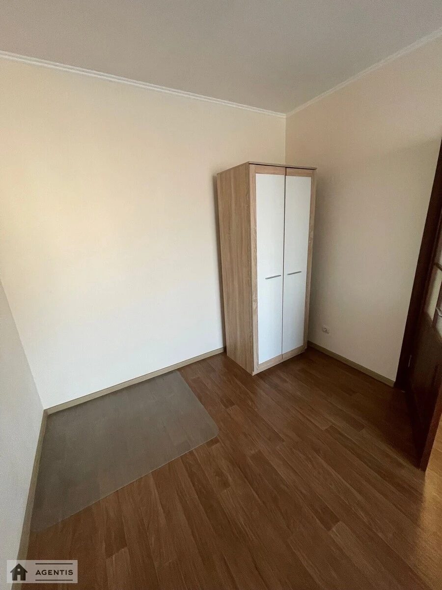 Сдам квартиру 1 комната, 40 m², 20 эт./25 этажей. 7, Софії Русової вул., Киев. 