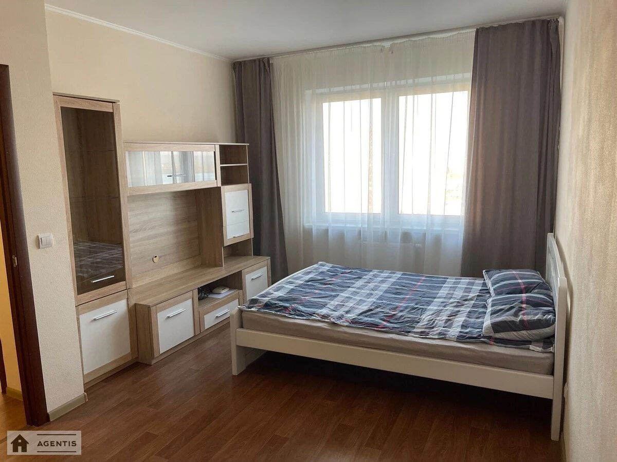 Сдам квартиру 1 комната, 40 m², 20 эт./25 этажей. 7, Софії Русової вул., Киев. 