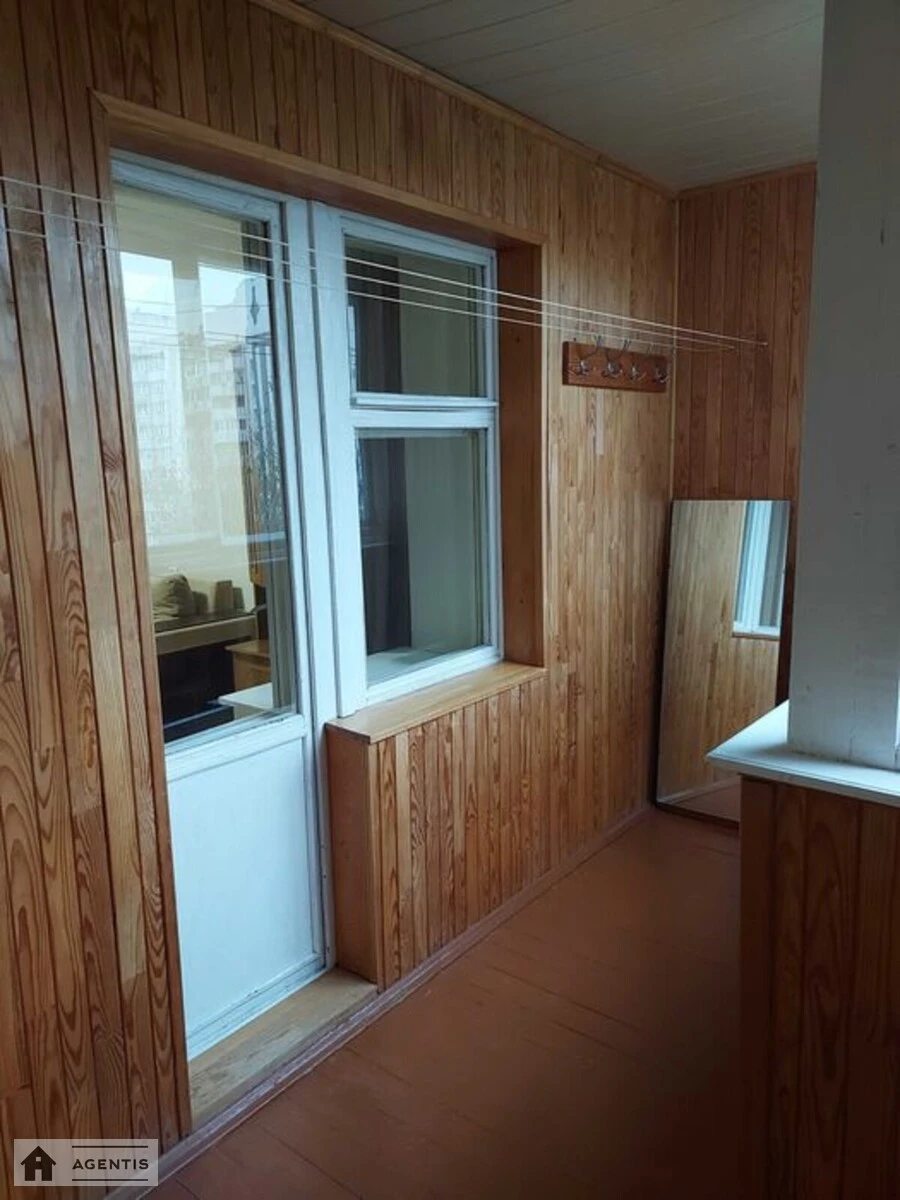 Здам квартиру 1 кімната, 42 m², 5 пов./10 поверхів. 9, Степана Рудницького вул., Київ. 