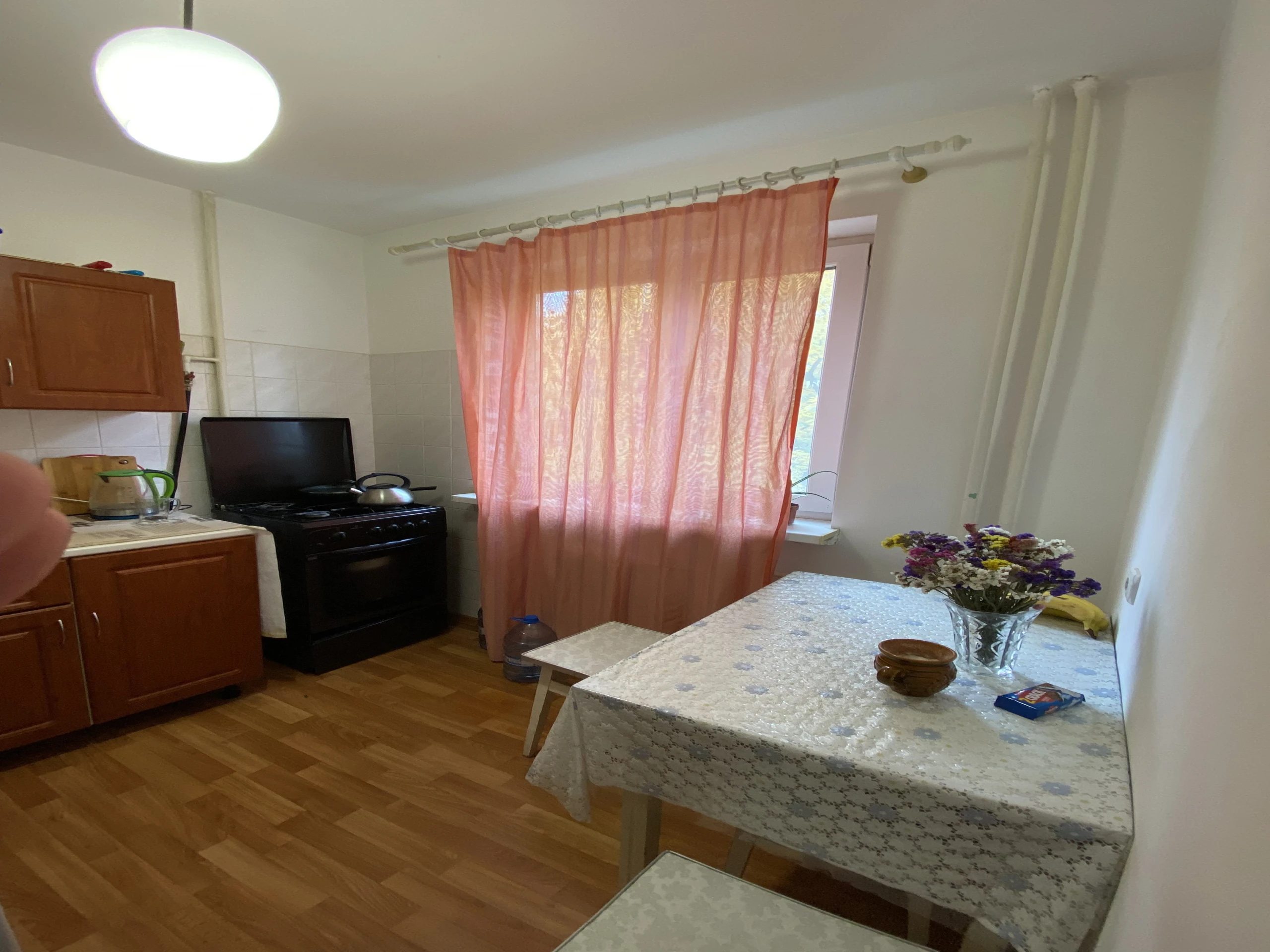 Apartments for sale 2 rooms, 45 m². 8, Vasylenka Mikoly 8, Kyiv. 