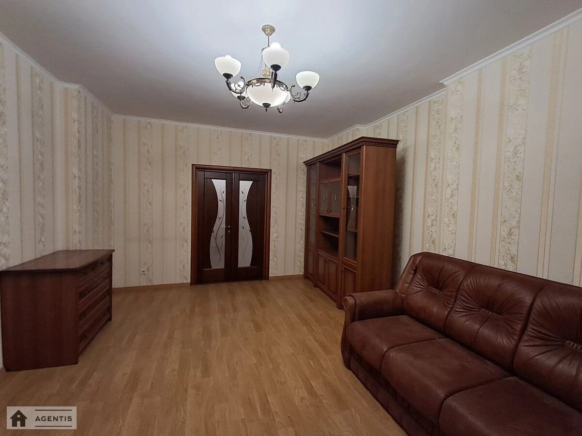 Здам квартиру 3 кімнати, 105 m², 7 пов./15 поверхів. Академіка Вільямса вул. (Степана Рудницького), Київ. 