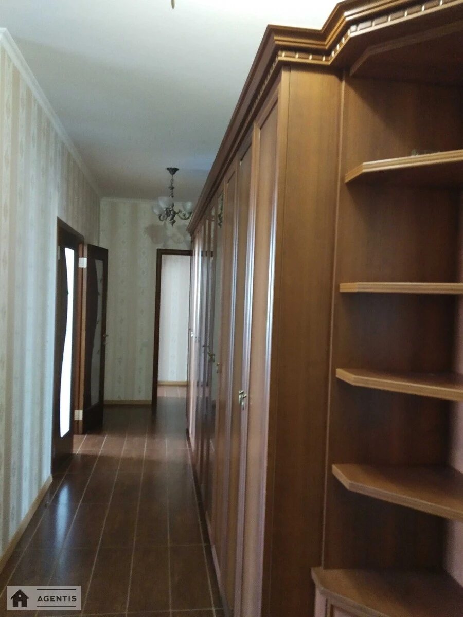 Здам квартиру 3 кімнати, 105 m², 7 пов./15 поверхів. Академіка Вільямса вул. (Степана Рудницького), Київ. 