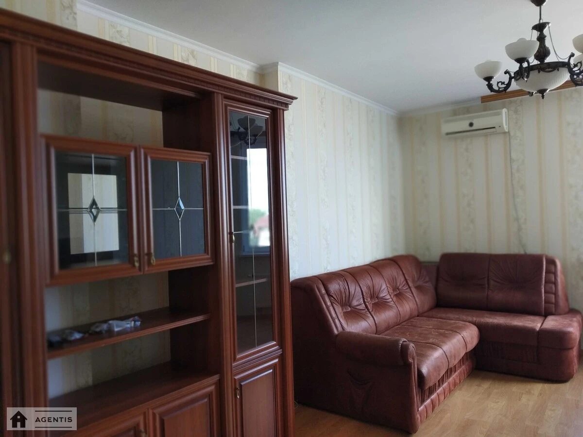 Здам квартиру 3 кімнати, 105 m², 7 пов./15 поверхів. Академіка Вільямса вул. (Степана Рудницького), Київ. 