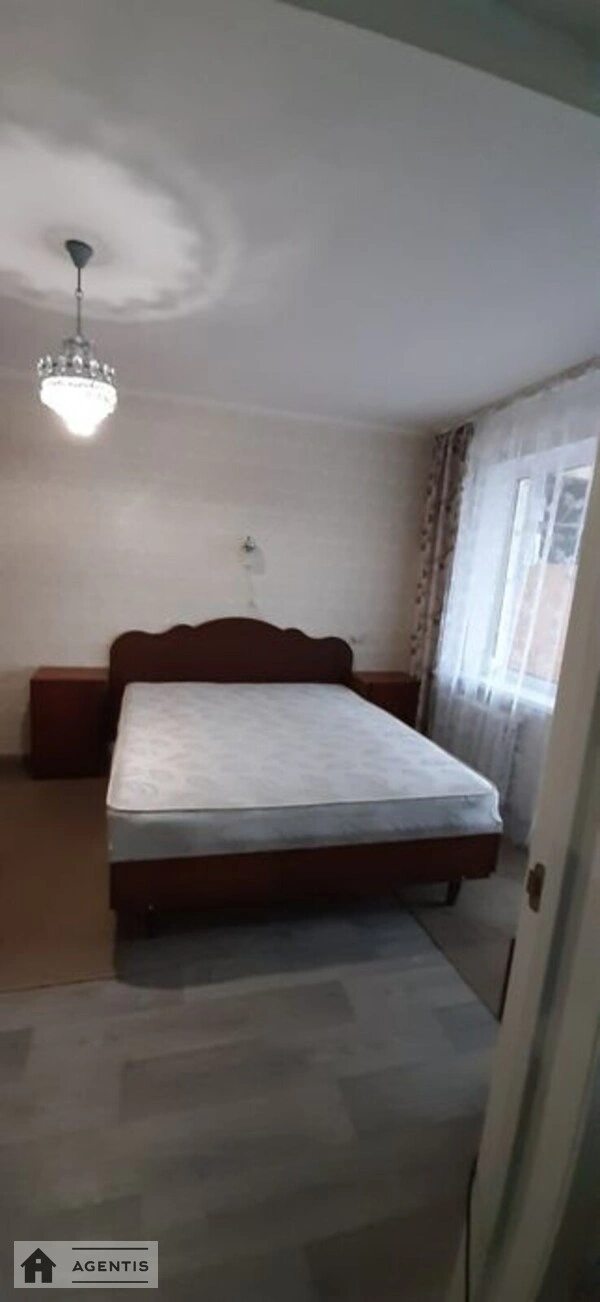 Здам квартиру 2 кімнати, 48 m², 3 пов./9 поверхів. 20, Лісовий 20, Київ. 