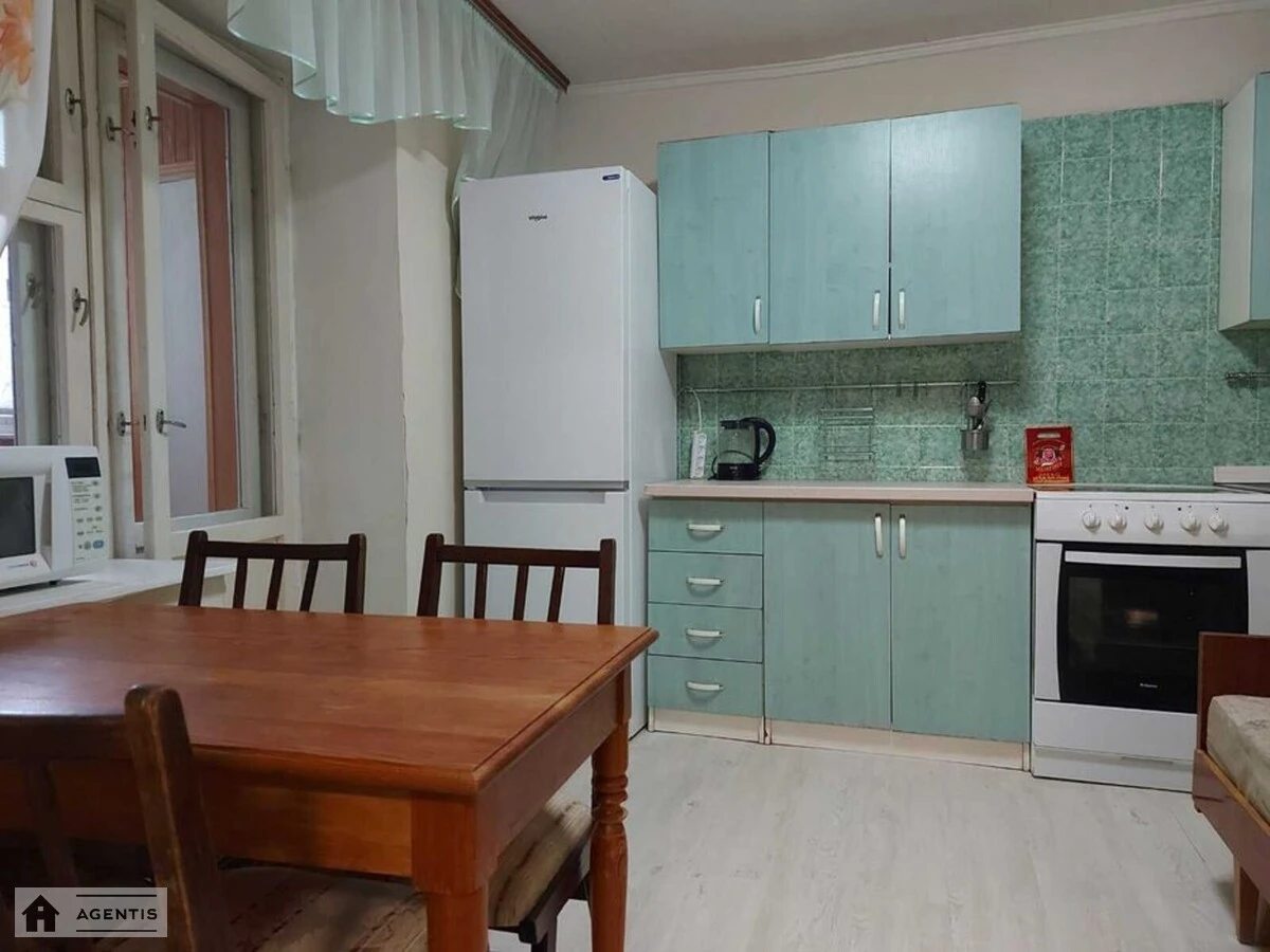 Здам квартиру 1 кімната, 42 m², 5 пов./10 поверхів. 9, Степана Рудницького вул., Київ. 