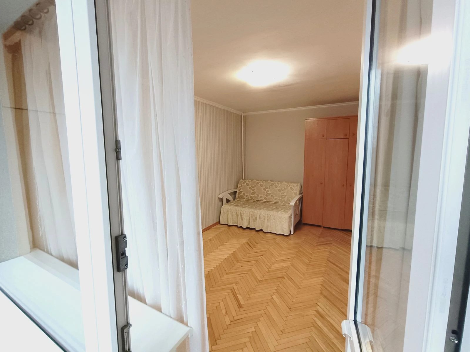 Apartment for rent 1 room, 30 m², 7th fl./9 floors. 91, Beresteyskyy prospekt, Kyiv. 