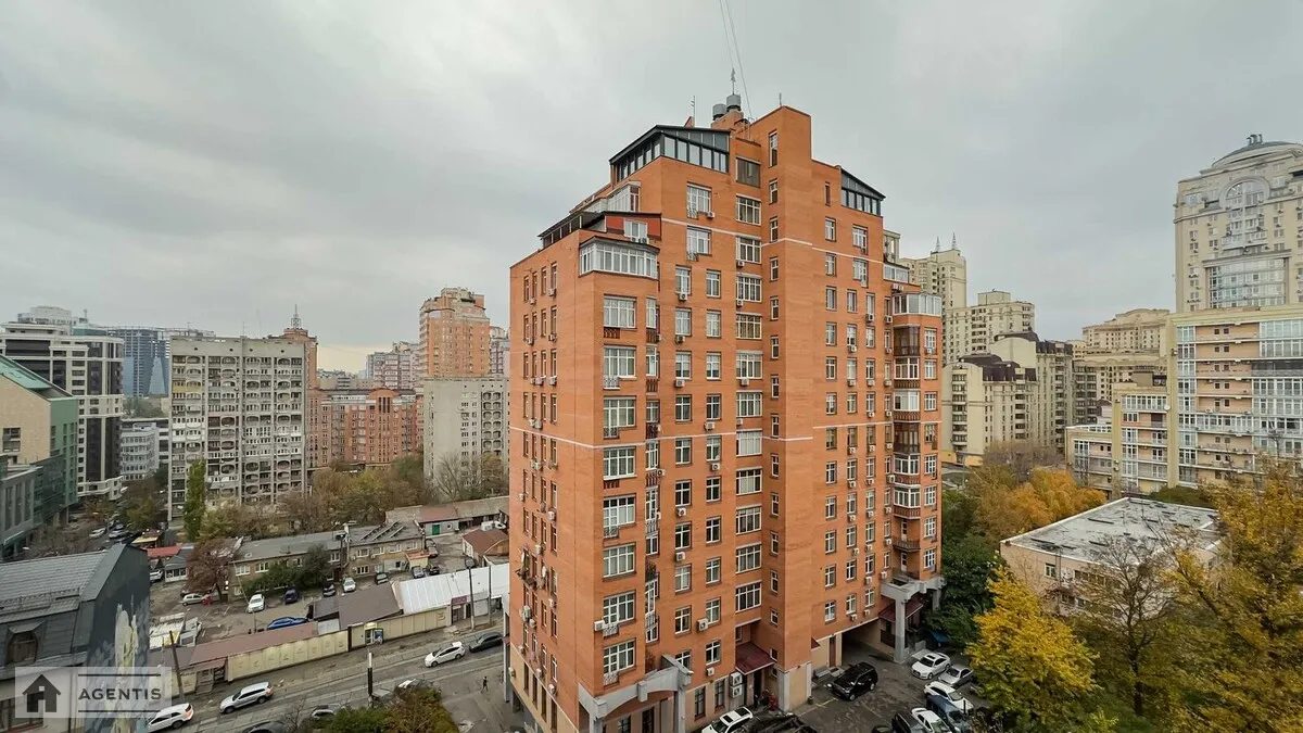 Здам квартиру 3 кімнати, 125 m², 7 пов./17 поверхів. 18, Павлівська 18, Київ. 