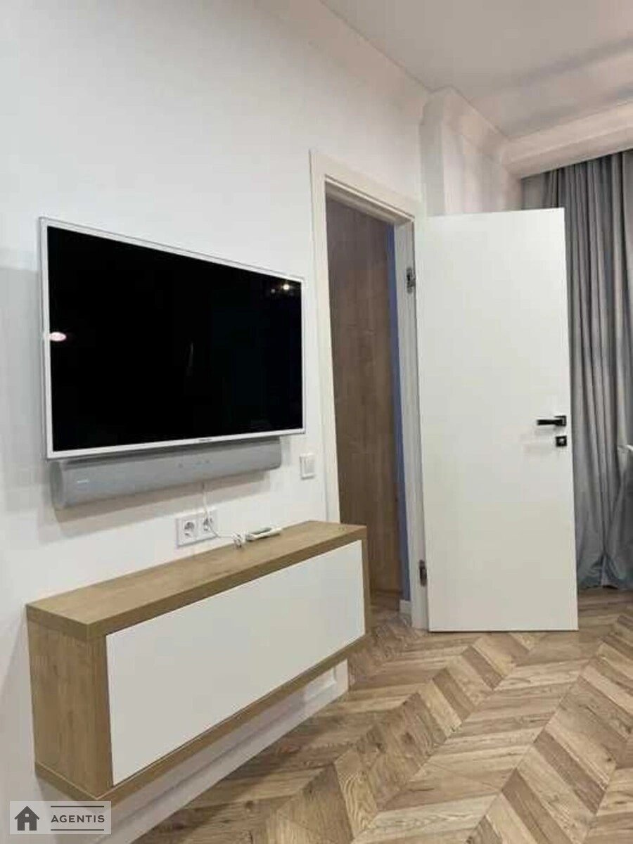 Здам квартиру 2 кімнати, 56 m², 7 пов./28 поверхів. 28, Князя Романа Мстиславича 28, Київ. 