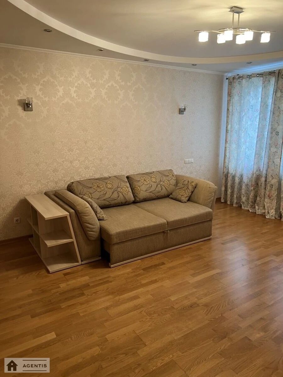 Apartment for rent 1 room, 45 m², 5th fl./18 floors. Feodosiyskiy, Kyiv. 