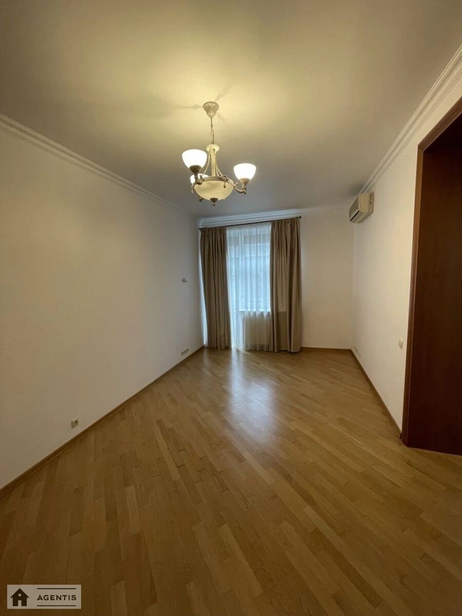 Здам квартиру 4 кімнати, 220 m², 5 пов./11 поверхів. 14, Паторжинського 14, Київ. 