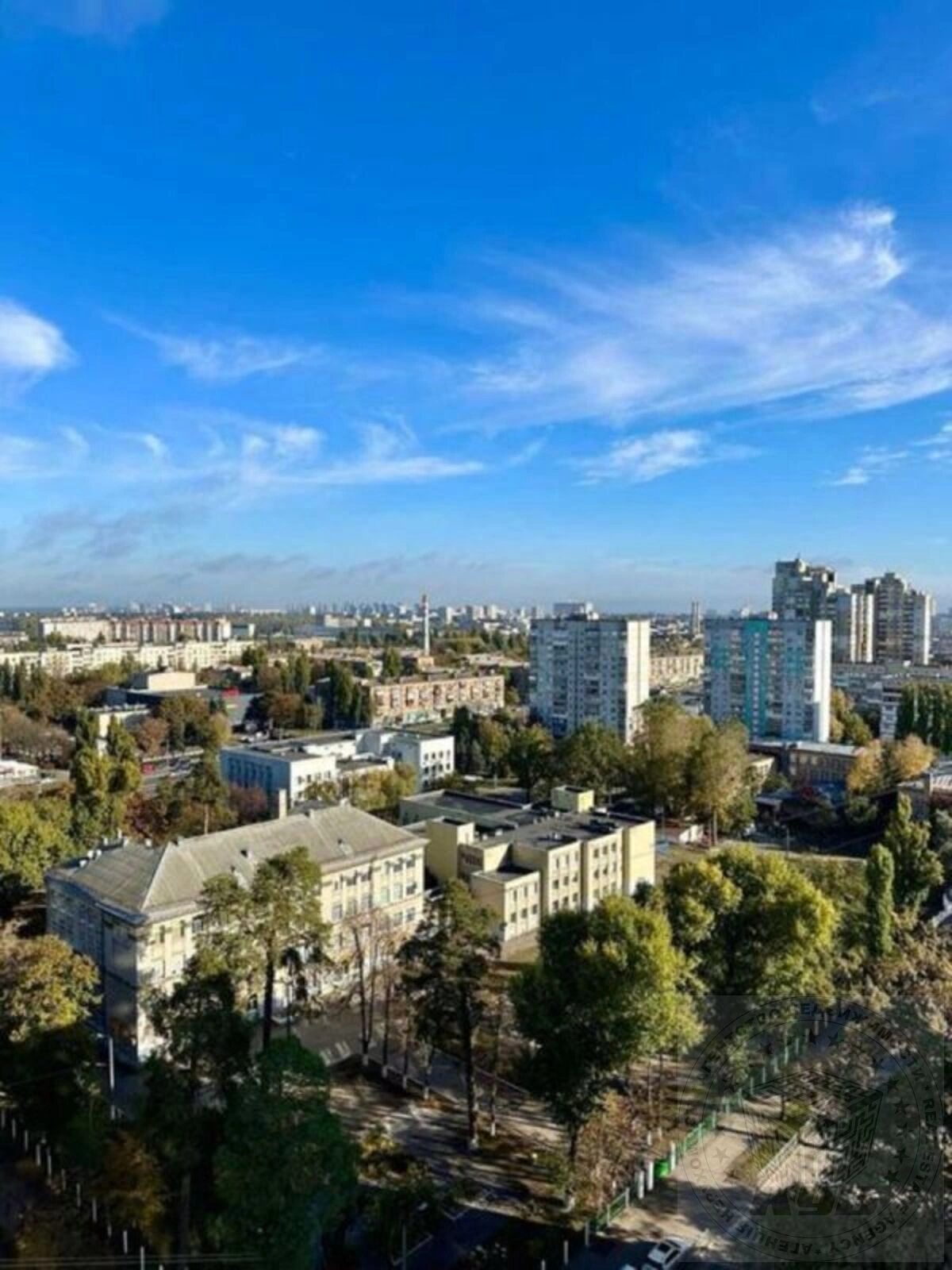 Продаж квартири 1 кімната, 38 m², 17 пов./26 поверхів. 11, Львівська 11, Київ. 