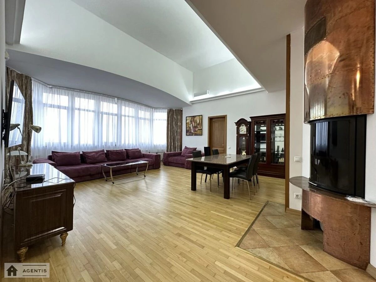 Сдам квартиру 4 комнаты, 165 m², 22 эт./23 этажа. 5, Кловский 5, Киев. 