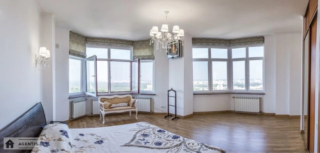 Сдам квартиру 4 комнаты, 165 m², 22 эт./23 этажа. 5, Кловский 5, Киев. 