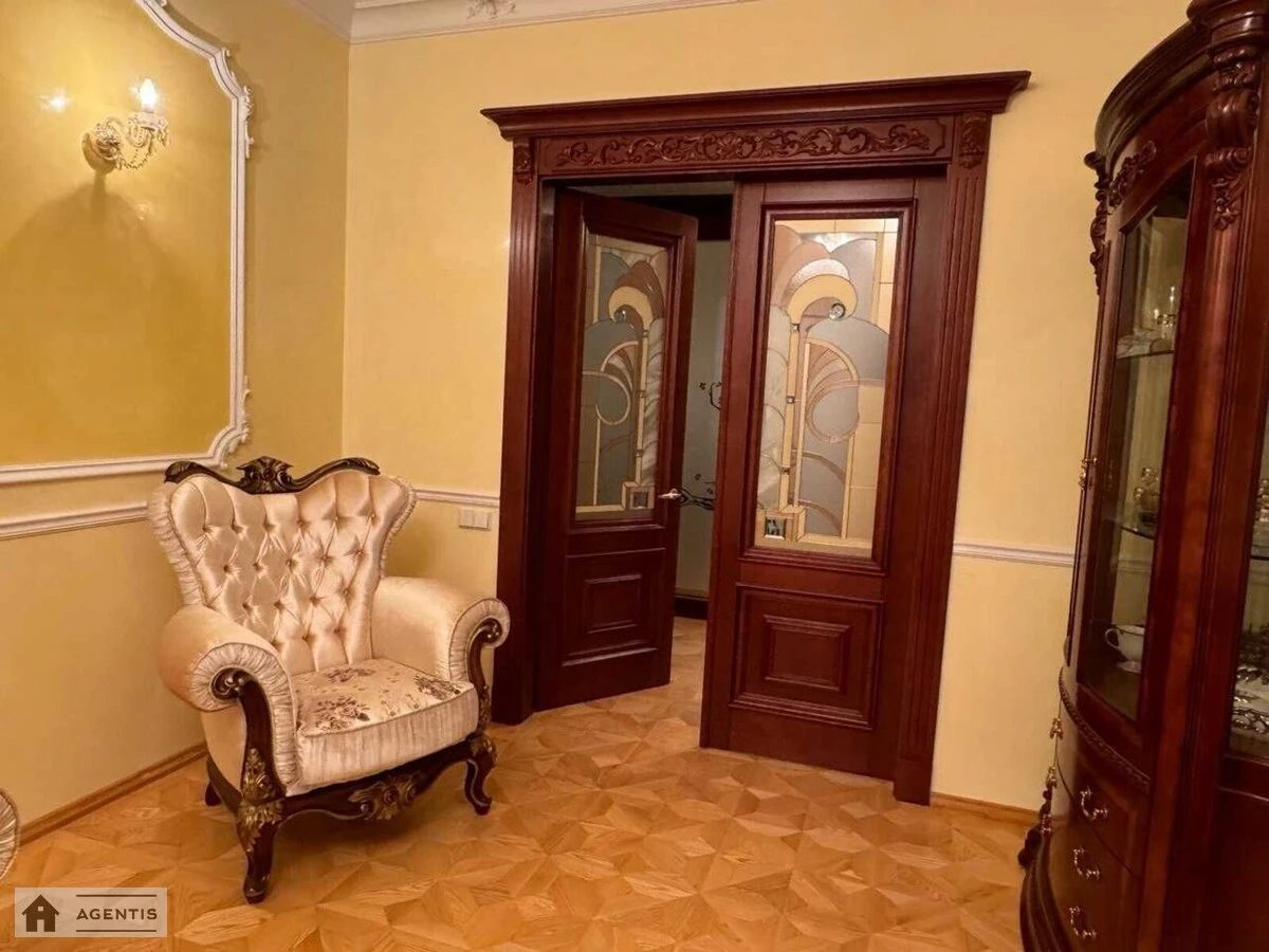 Здам квартиру 3 кімнати, 113 m², 5 пов./24 поверхи. 30, Науки 30, Київ. 