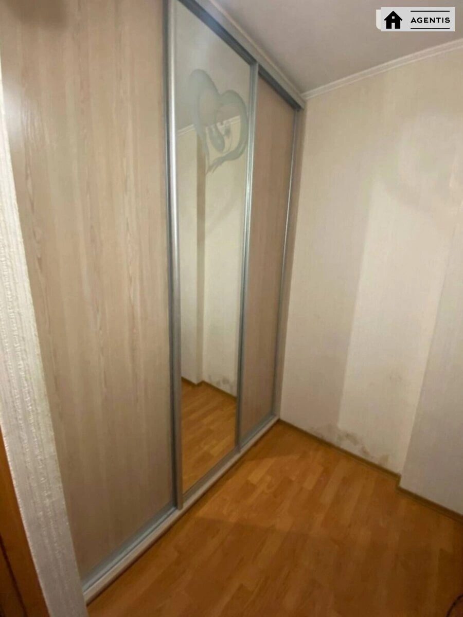 Здам квартиру 1 кімната, 48 m², 4 пов./15 поверхів. 5, Миколи Шепелєва вул., Київ. 