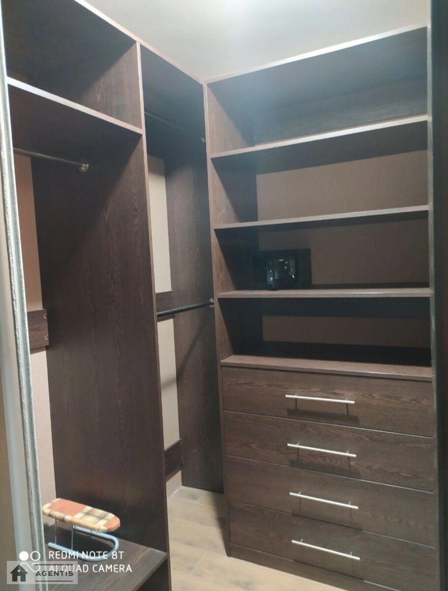 Здам квартиру 1 кімната, 45 m², 11 пов./16 поверхів. 60, Тираспольська 60, Київ. 