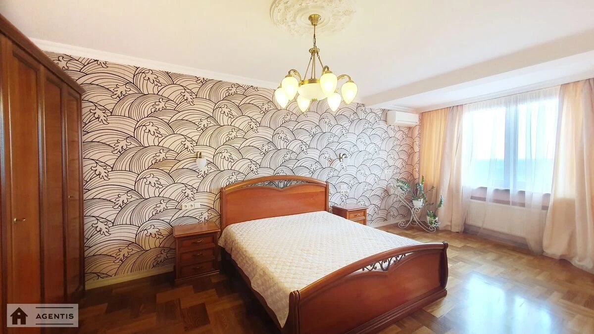 Apartment for rent 3 rooms, 120 m², 13th fl./26 floors. 22, Lvivska 22, Kyiv. 