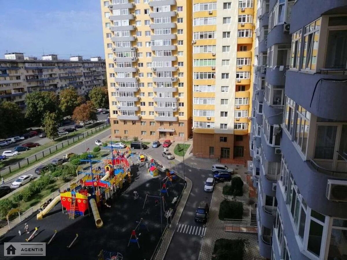 Сдам квартиру 1 комната, 54 m², 8 эт./26 этажей. 5, Юрія Кондратюка вул., Киев. 