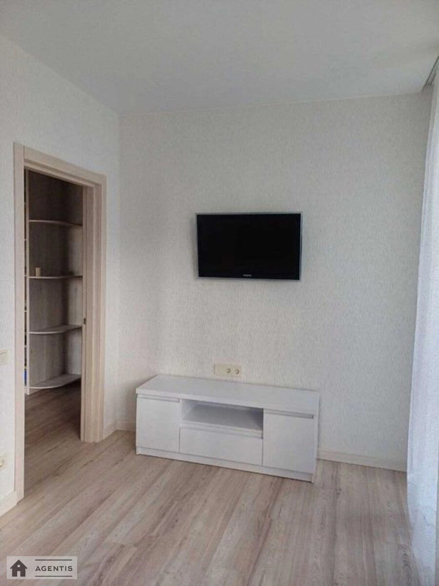 Apartment for rent 2 rooms, 67 m², 9th fl./24 floors. 1, Arkhitektora Verbytskoho vul., Kyiv. 