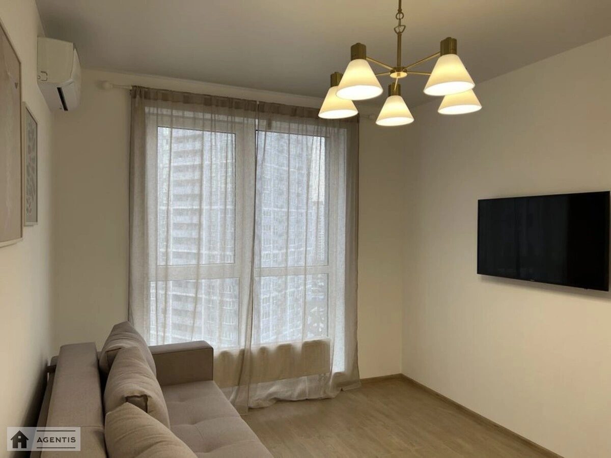 Сдам квартиру 1 комната, 42 m², 14 эт./25 этажей. 40, Ревуцкого 40, Киев. 