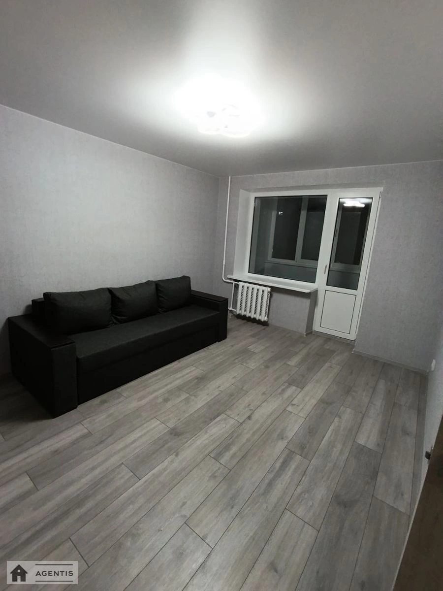 Сдам квартиру 2 комнаты, 46 m², 4 эт./9 этажей. 41, Олени Теліги вул., Киев. 