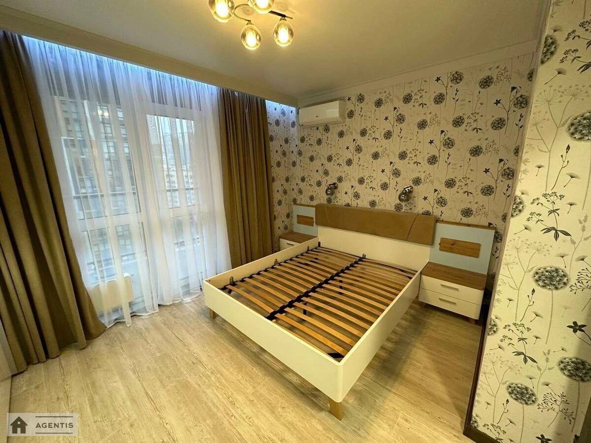 Apartment for rent 2 rooms, 67 m², 10th fl./25 floors. 42, Predslavynska 42, Kyiv. 