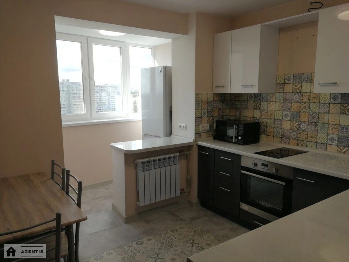 Apartment for rent 1 room, 35 m², 14th fl./16 floors. Akademika Korolova vul., Kyiv. 