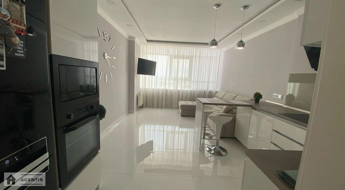 Apartment for rent 2 rooms, 55 m², 16th fl./23 floors. 25, Degtyarivska 25, Kyiv. 