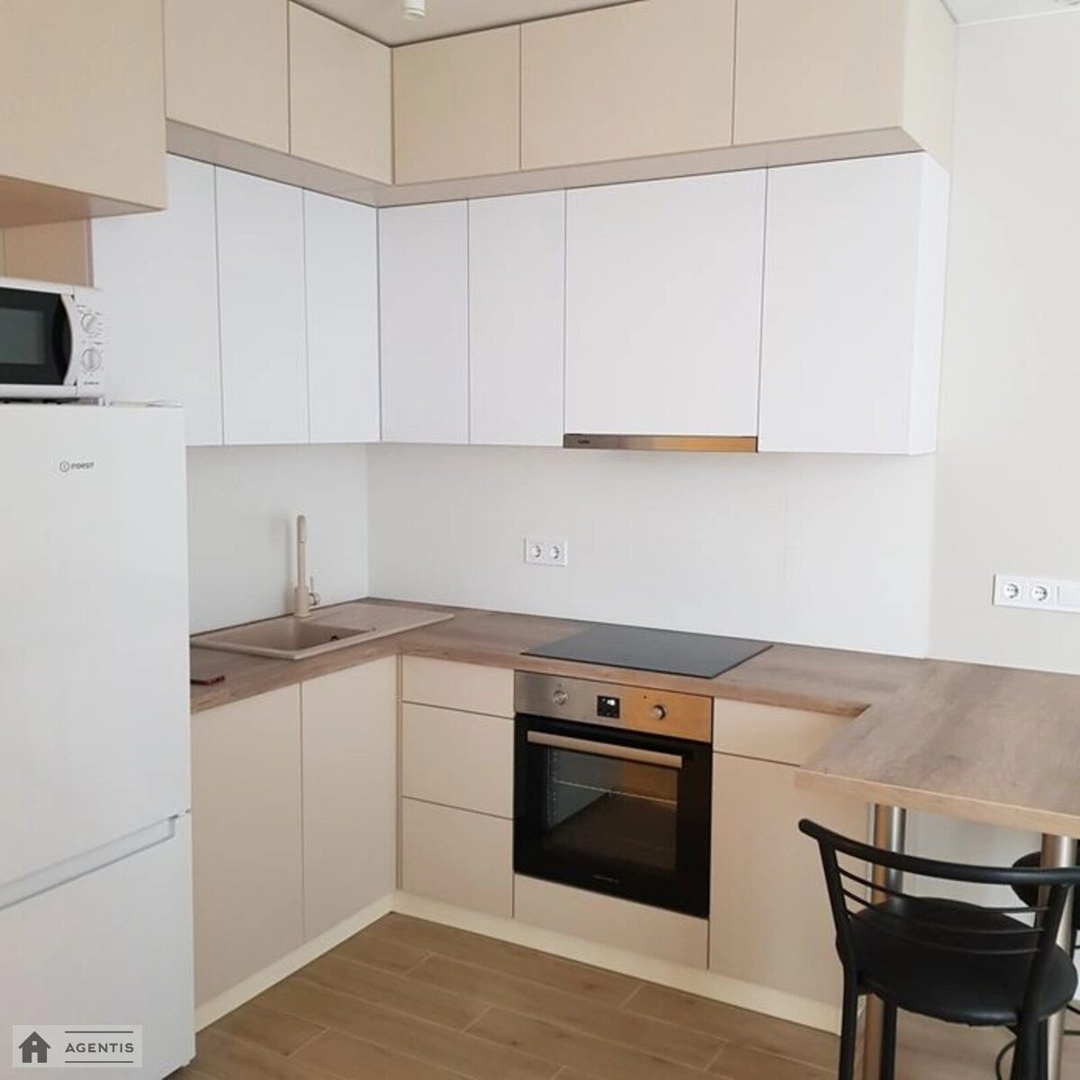 Сдам квартиру 1 комната, 40 m², 21 эт./26 этажей. Всеволода Петріва вул. (Кирпоноса), Киев. 