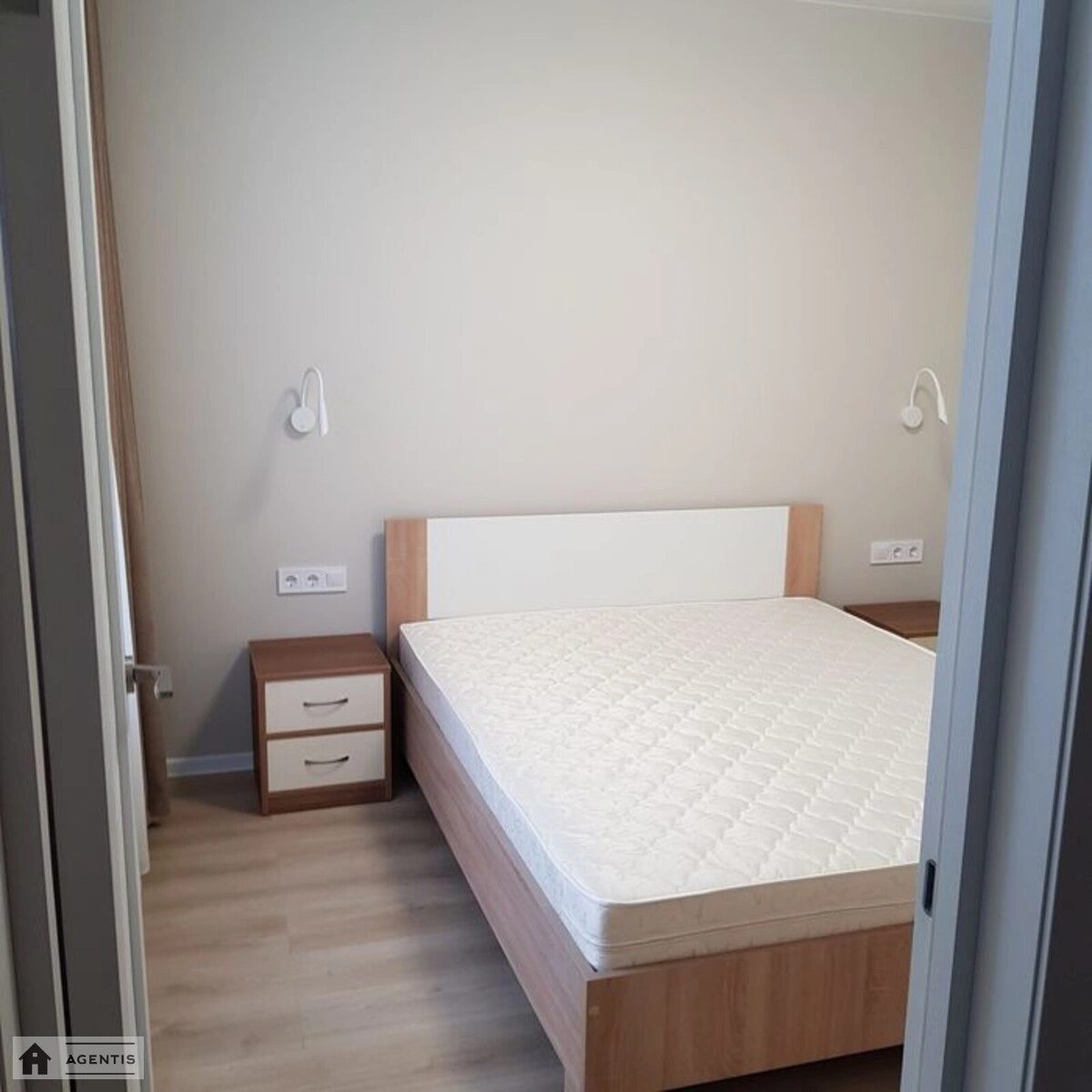 Сдам квартиру 1 комната, 40 m², 21 эт./26 этажей. Всеволода Петріва вул. (Кирпоноса), Киев. 