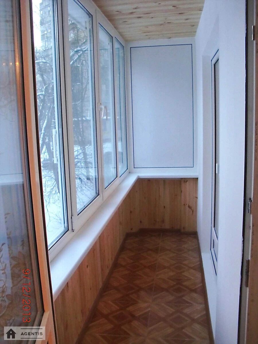 Здам квартиру 2 кімнати, 54 m², 2 пов./9 поверхів. 21, Берестейський просп. (Перемоги), Київ. 