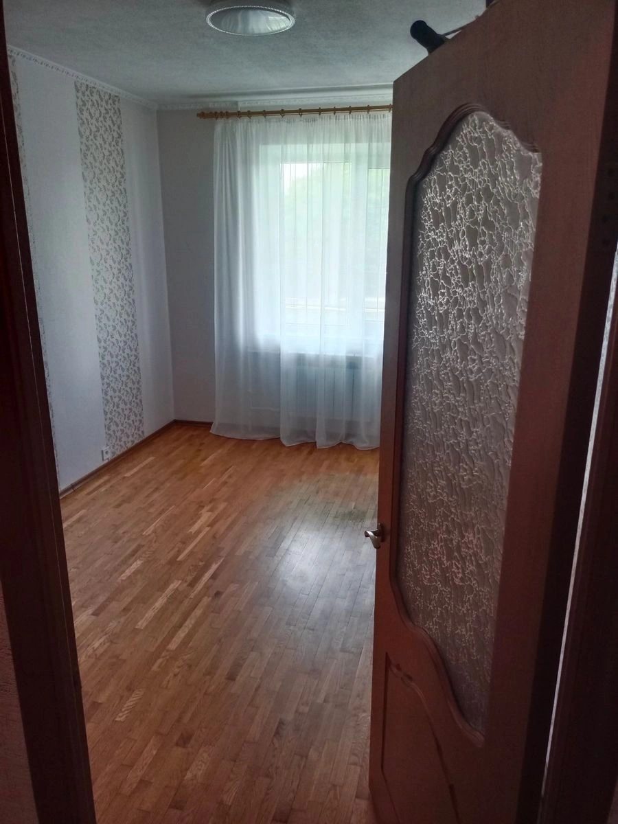 Сдам квартиру 2 комнаты, 52 m², 4 эт./9 этажей. 43, Володимира Сальського вул. (Григорія Котовського), Киев. 