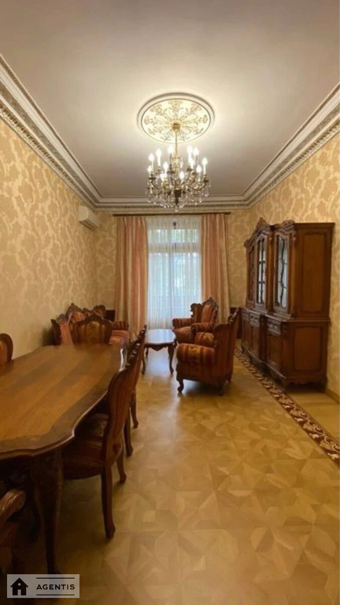 Здам квартиру 3 кімнати, 93 m², 3 пов./6 поверхів. 8, Заньковецької 8, Київ. 