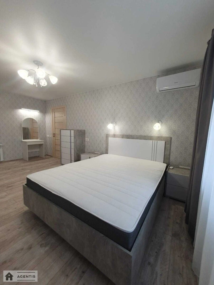 Сдам квартиру 2 комнаты, 48 m², 14 эт./16 этажей. Юрія Іллєнка вул. (Мельникова), Киев. 