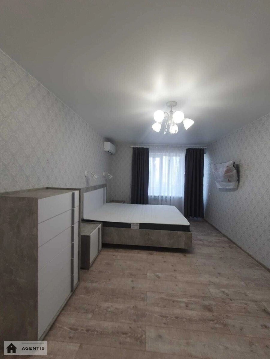 Сдам квартиру 2 комнаты, 48 m², 14 эт./16 этажей. Юрія Іллєнка вул. (Мельникова), Киев. 