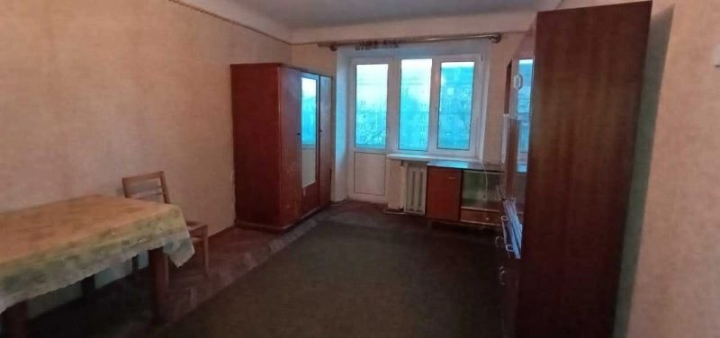 Продаж квартири. 1 room, 32 m², 3rd floor/5 floors. 509, Гоголя, Черкаси. 