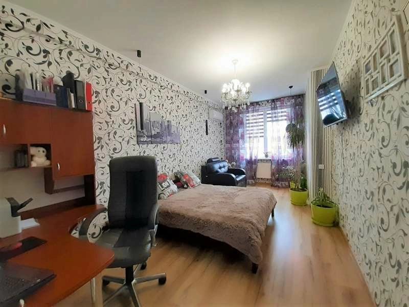Продаж квартири. 2 rooms, 50 m², 7th floor/9 floors. 17, Балакирева, Харків. 